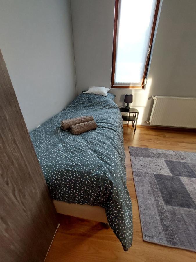 Csaladbarat Vendeglak Szegedi Maganszallashely 9 Fo Reszere, Nagycsaladok Es Barati Tarsasagok Reszere Bagian luar foto